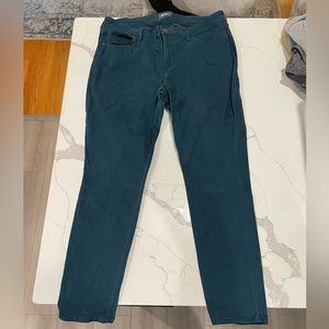 OLD NAVY ROCKSTAR JEANS SIZE 16